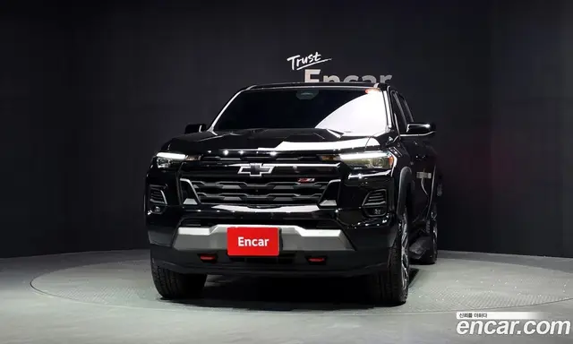 Chevrolet Colorado 2023 2.7 автомат (гидро), миниатюра 3 Chevrolet Colorado 2023 2.7 автомат (гидро), миниатюра 3