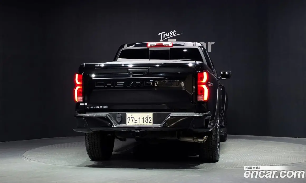 Chevrolet Colorado 2023 2.7 автомат (гидро), фото 4 Chevrolet Colorado 2023 2.7 автомат (гидро), фото 4