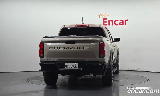 Chevrolet Colorado 2024 2.7 автомат (гидро), миниатюра 4
