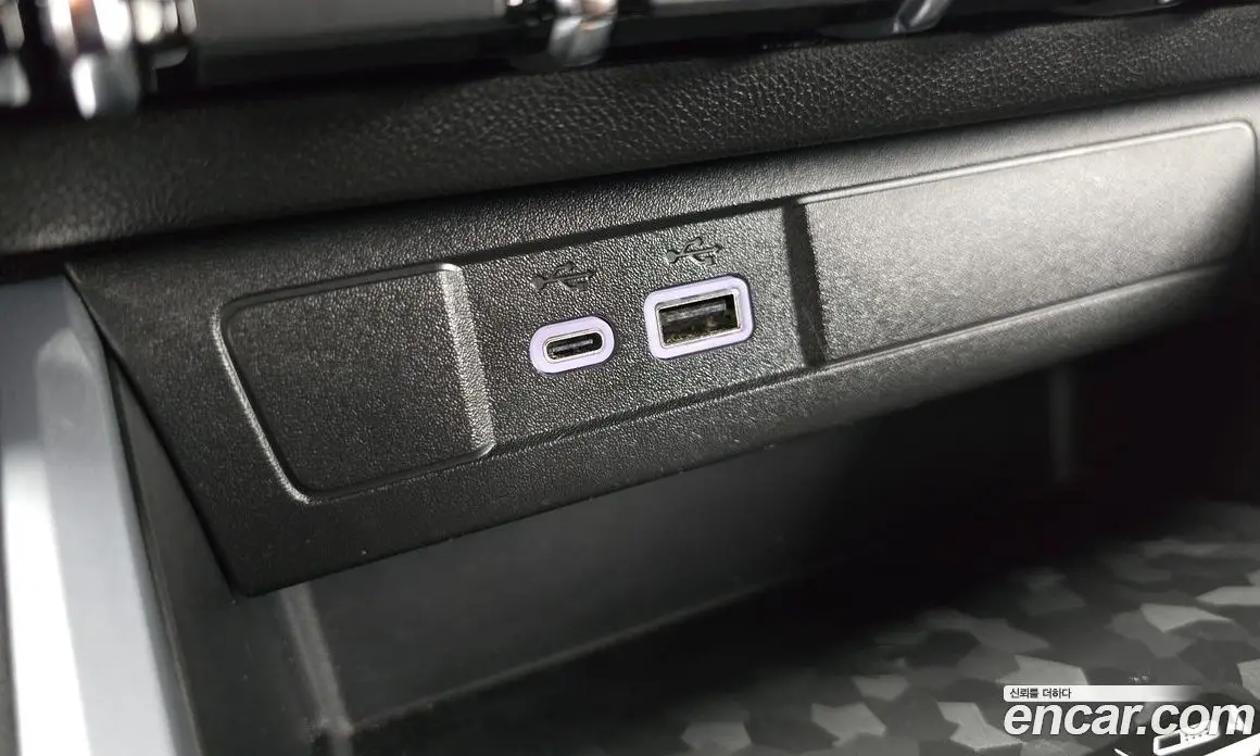 Chevrolet Colorado 2024 2.7 автомат (гидро), фото 34