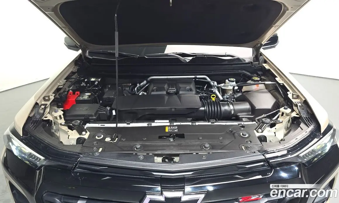 Chevrolet Colorado 2024 2.7 автомат (гидро), фото 6