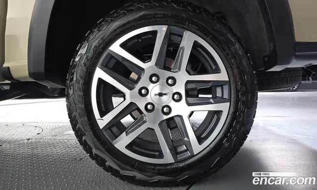 Chevrolet Colorado 2024 2.7 автомат (гидро), миниатюра 7