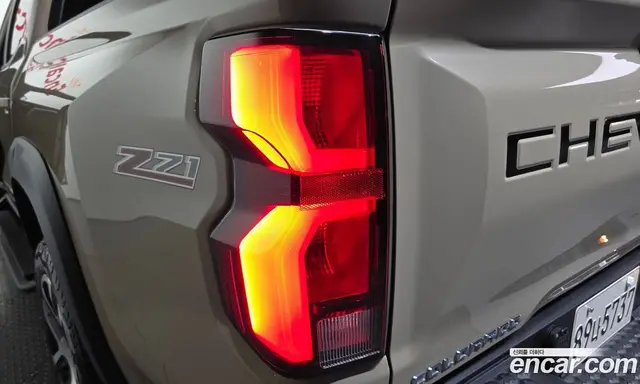 Chevrolet Colorado 2024 2.7 автомат (гидро), миниатюра 9