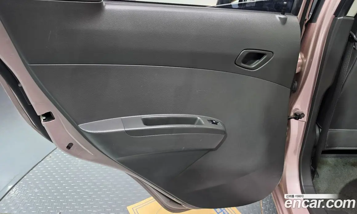 Chevrolet Spark 2011 1.0 автомат (гидро), фото 14 Chevrolet Spark 2011 1.0 автомат (гидро), фото 14