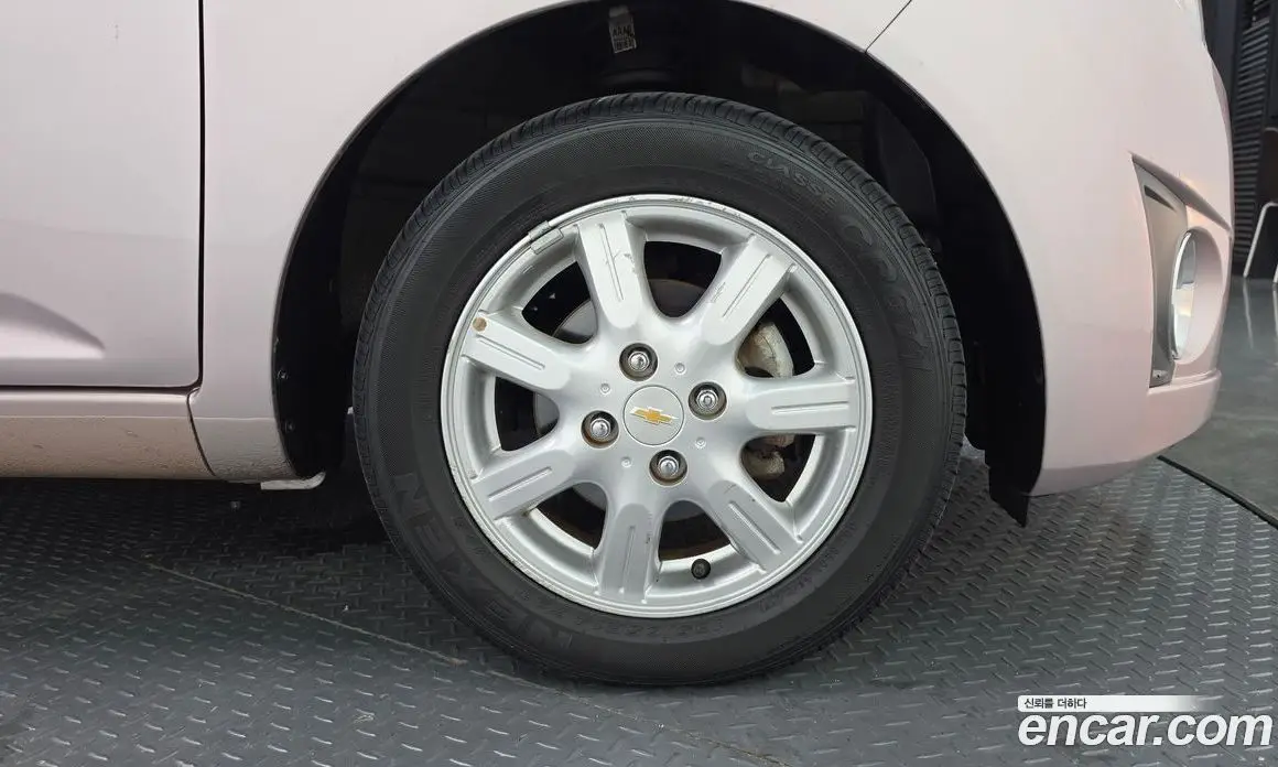 Chevrolet Spark 2011 1.0 автомат (гидро), фото 4 Chevrolet Spark 2011 1.0 автомат (гидро), фото 4