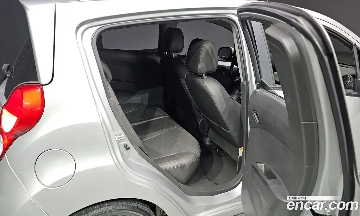 Chevrolet Spark 2015 1.0 автомат (гидро), фото 13