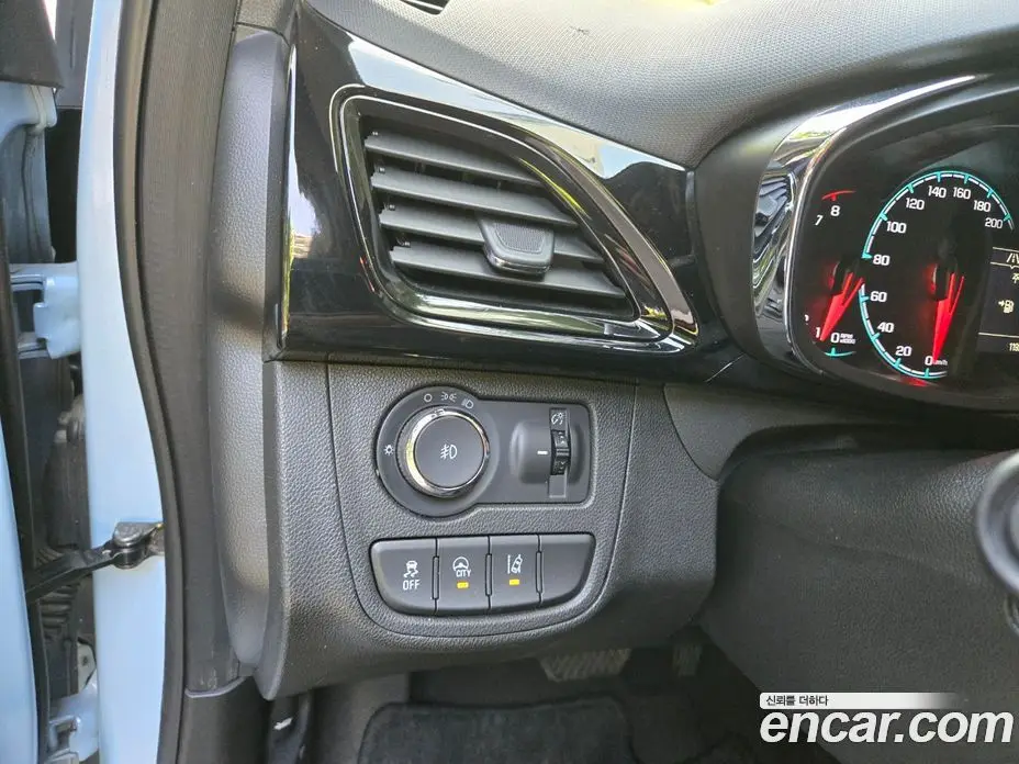 Chevrolet Spark 2016 1.0 автомат (гидро), фото 15