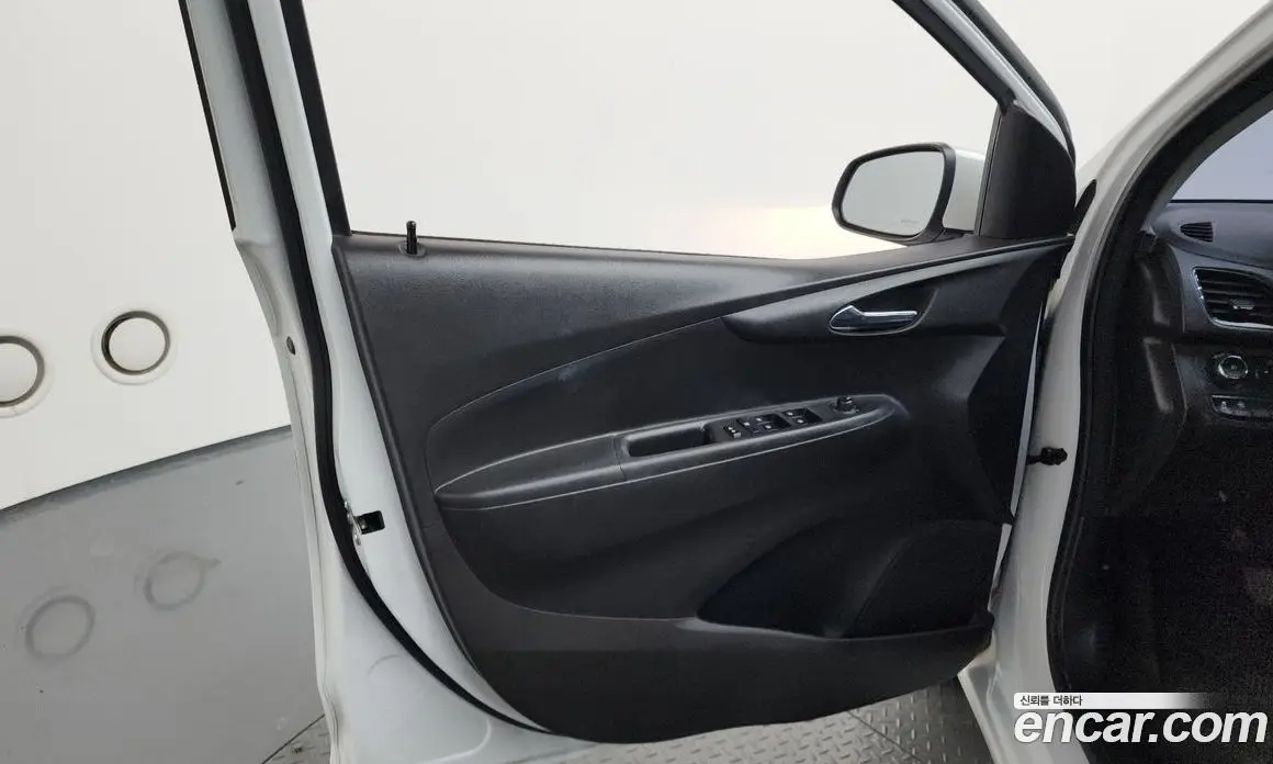 Chevrolet Spark 2016 1.0 автомат (гидро), фото 14 Chevrolet Spark 2016 1.0 автомат (гидро), фото 14