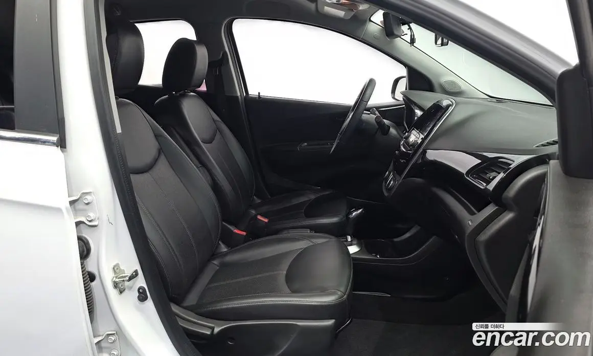 Chevrolet Spark 2018 1.0 автомат (гидро), фото 16