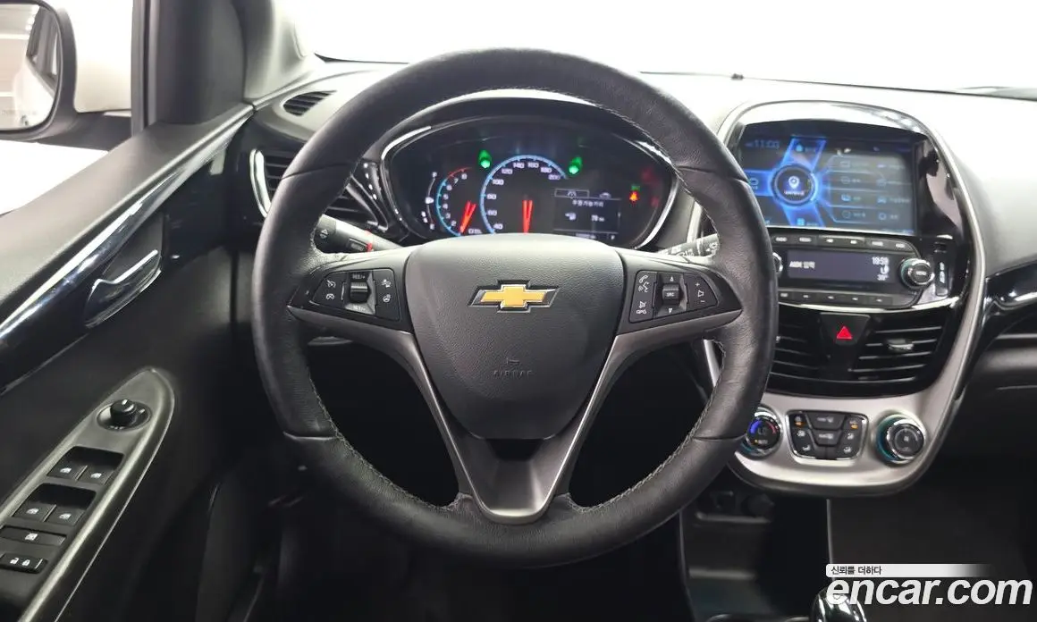Chevrolet Spark 2018 1.0 автомат (гидро), фото 19