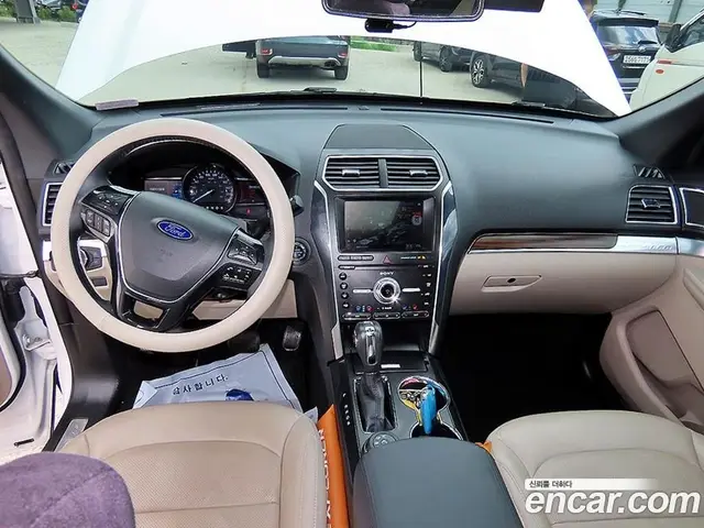 Ford Explorer 2019 2.3 автомат (гидро), миниатюра 7 Ford Explorer 2019 2.3 автомат (гидро), миниатюра 7
