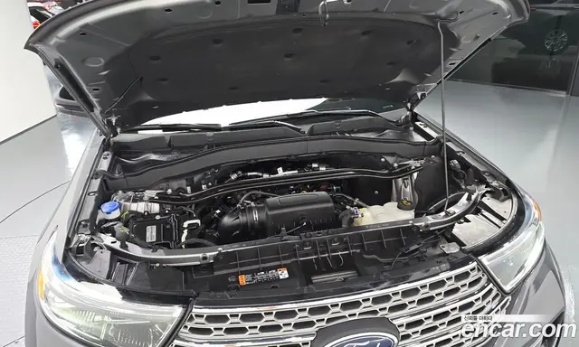 Ford Explorer 2021 2.3 автомат (гидро), миниатюра 6