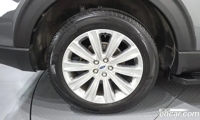 Ford Explorer 2021 2.3 автомат (гидро), миниатюра 7