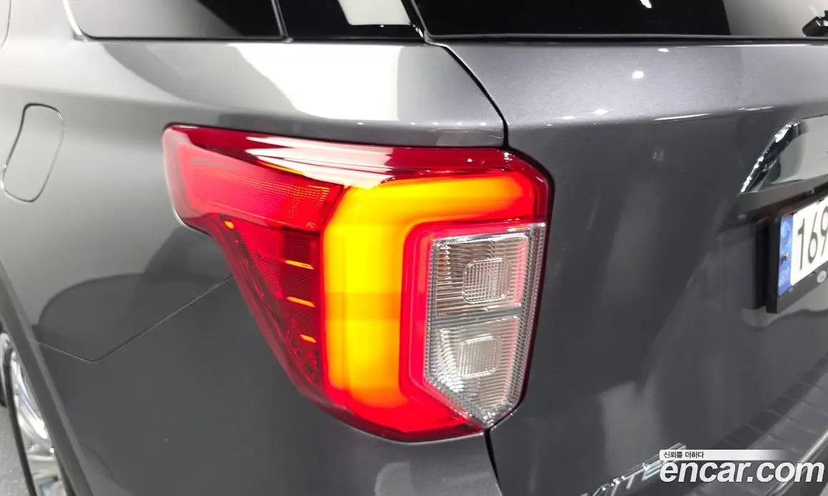 Ford Explorer 2021 2.3 автомат (гидро), фото 9
