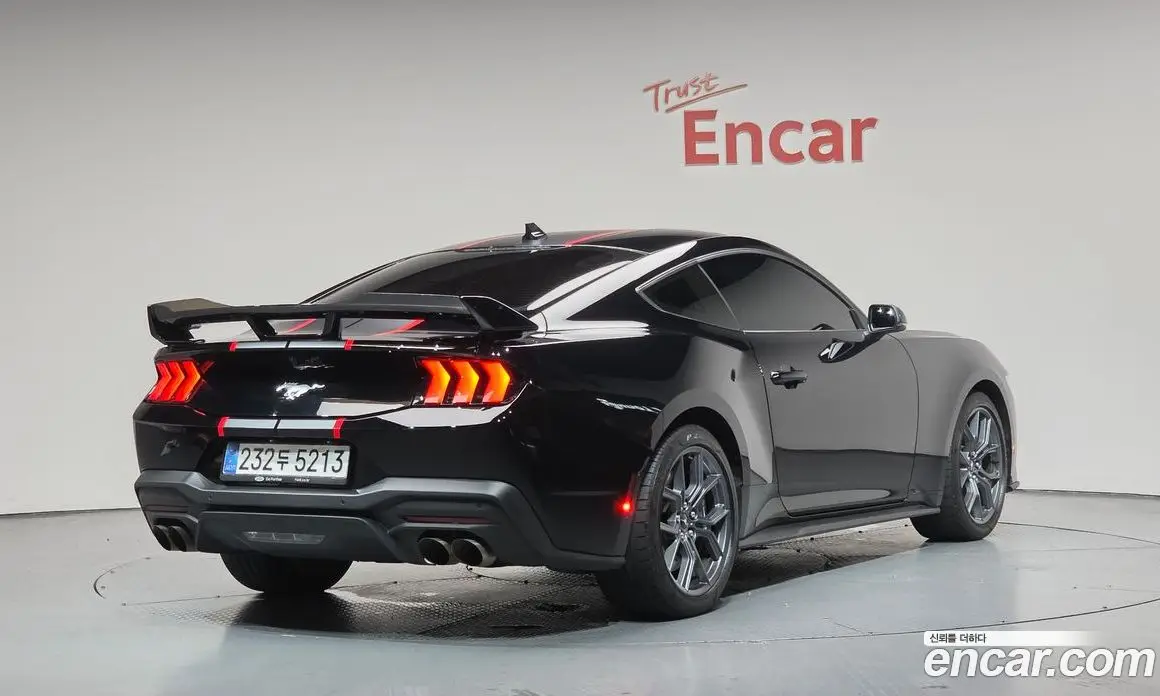 Ford Mustang 2025 2.3 автомат (гидро), фото 2 Ford Mustang 2025 2.3 автомат (гидро), фото 2