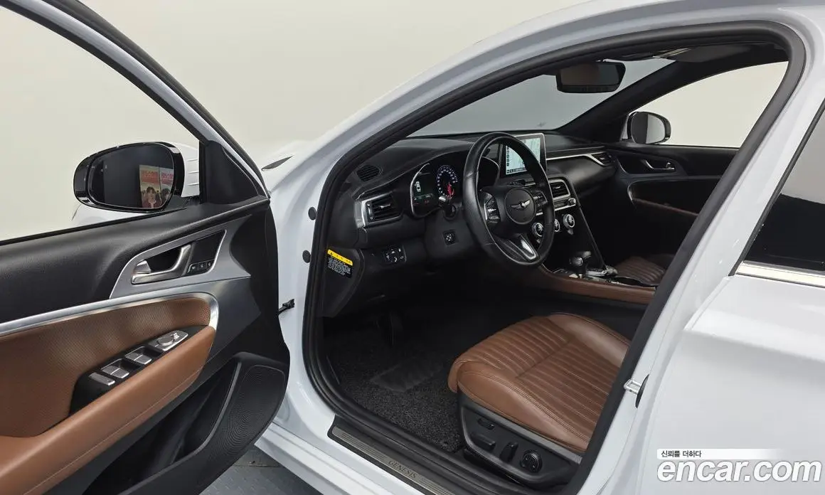 Genesis G70 2018 2.0 автомат (гидро), фото 13 Genesis G70 2018 2.0 автомат (гидро), фото 13