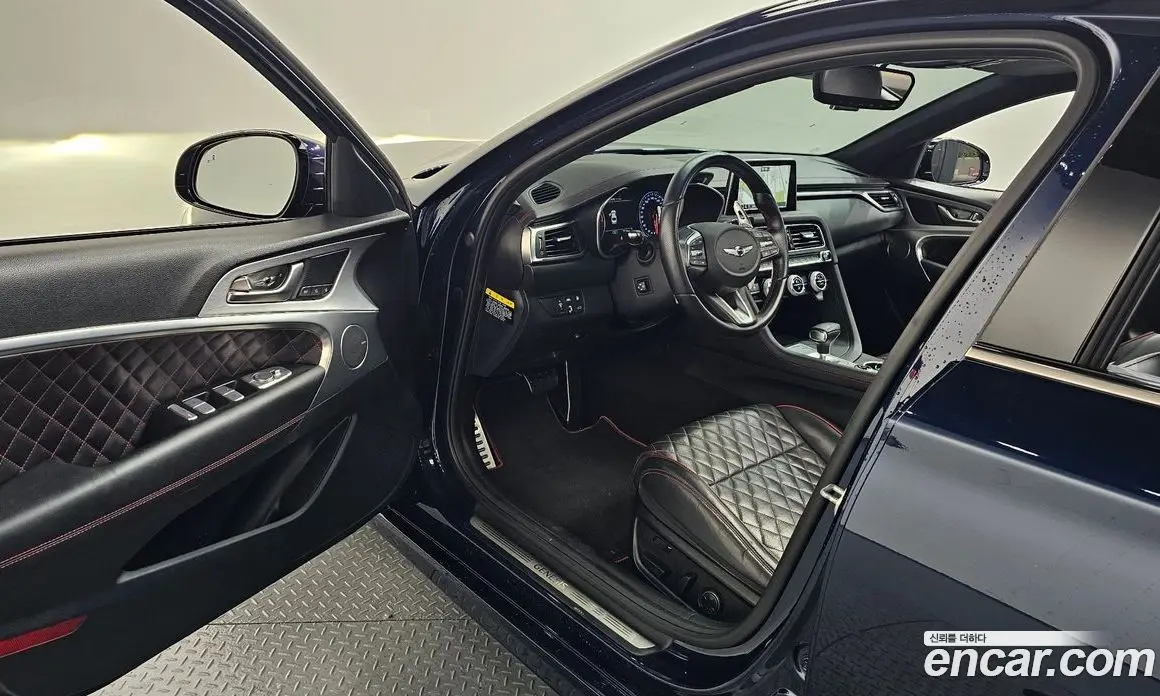 Genesis G70 2018 3.3 автомат (гидро), фото 13 Genesis G70 2018 3.3 автомат (гидро), фото 13