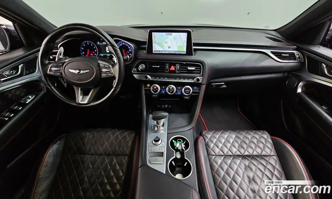 Genesis G70 2018 3.3 автомат (гидро), фото 10 Genesis G70 2018 3.3 автомат (гидро), фото 10