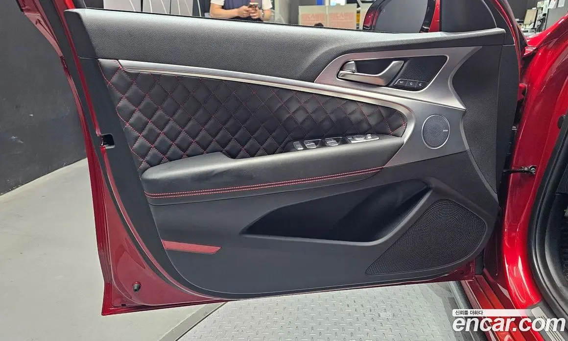 Genesis G70 2019 3.3 автомат (гидро), фото 14 Genesis G70 2019 3.3 автомат (гидро), фото 14
