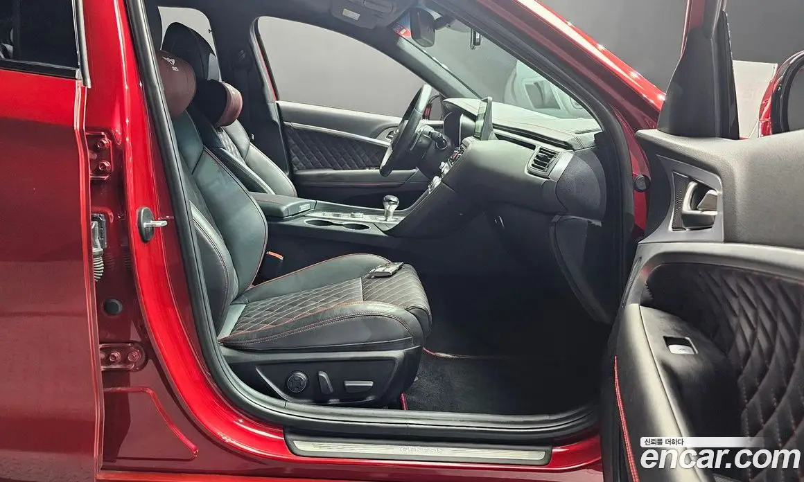Genesis G70 2019 3.3 автомат (гидро), фото 16 Genesis G70 2019 3.3 автомат (гидро), фото 16