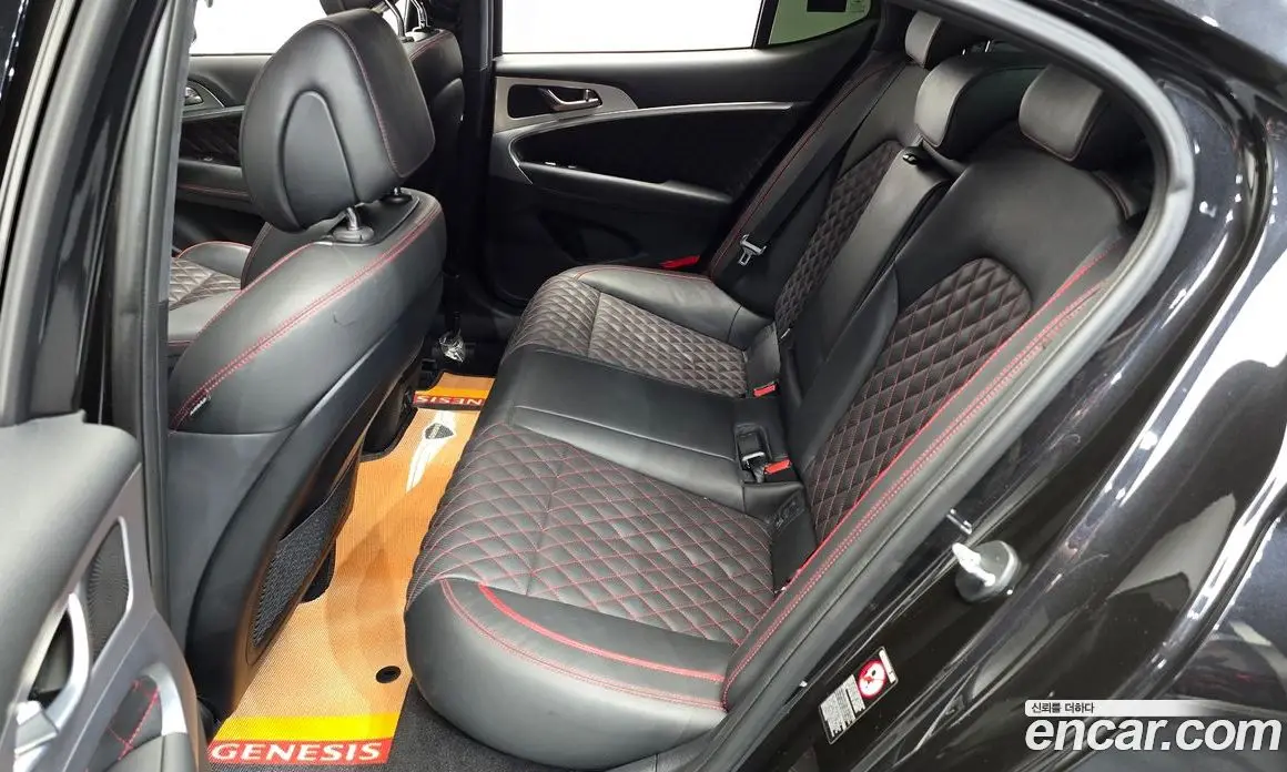 Genesis G70 2019 3.3 автомат (гидро), фото 17 Genesis G70 2019 3.3 автомат (гидро), фото 17