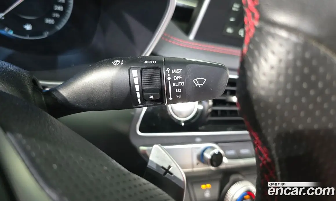 Genesis G70 2019 3.3 автомат (гидро), фото 28 Genesis G70 2019 3.3 автомат (гидро), фото 28