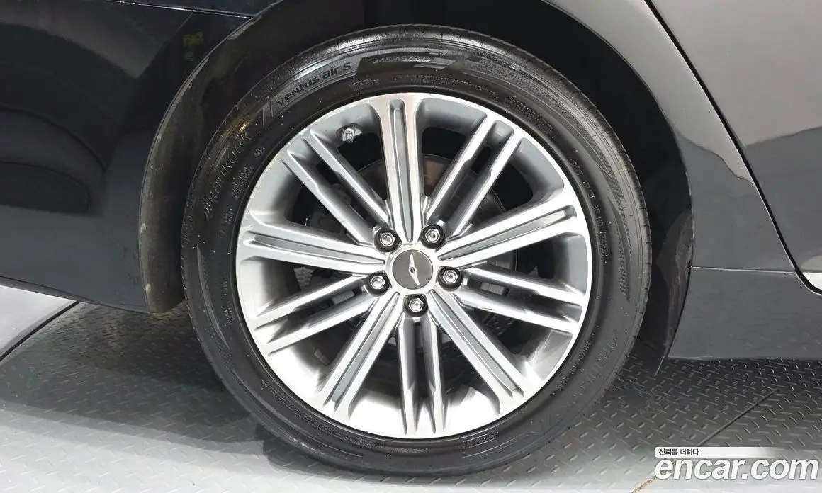 Genesis G80 2016 3.3 автомат (гидро), фото 5 Genesis G80 2016 3.3 автомат (гидро), фото 5