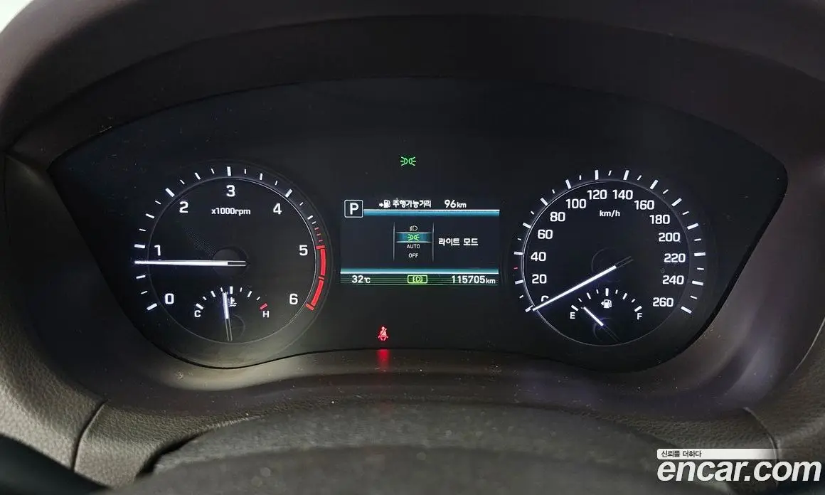 Genesis G80 2018 2.2 автомат (гидро), фото 10 Genesis G80 2018 2.2 автомат (гидро), фото 10