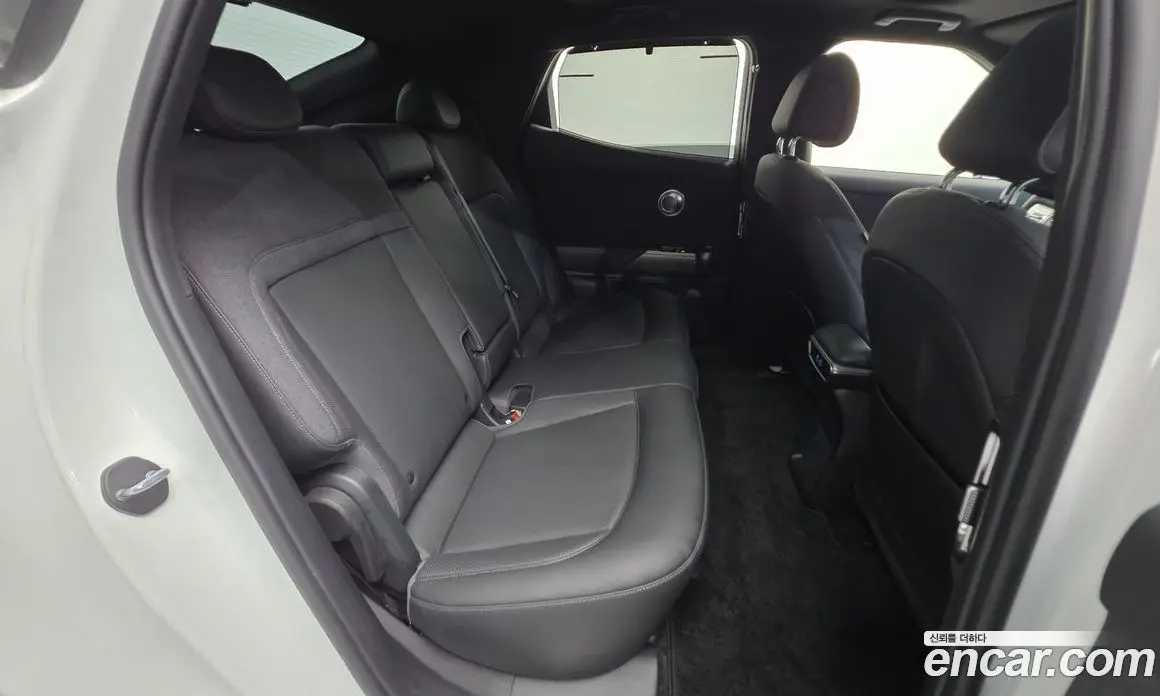 Genesis GV60 2022 0.1 автомат (гидро), фото 19 Genesis GV60 2022 0.1 автомат (гидро), фото 19