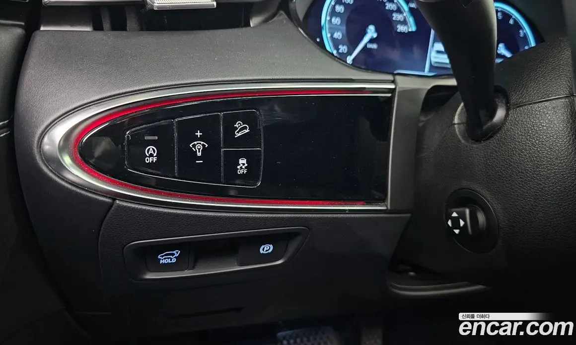 Genesis GV70 2022 2.5 автомат (гидро), фото 22 Genesis GV70 2022 2.5 автомат (гидро), фото 22