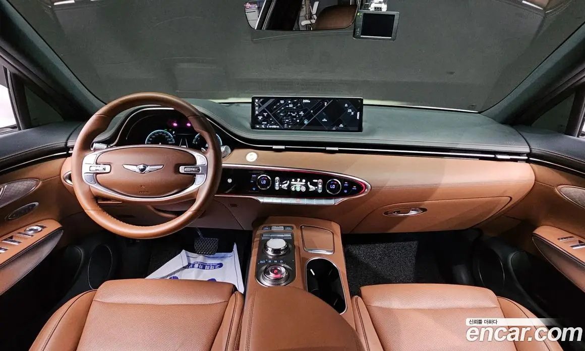 Genesis GV70 2022 2.5 автомат (гидро), фото 7 Genesis GV70 2022 2.5 автомат (гидро), фото 7