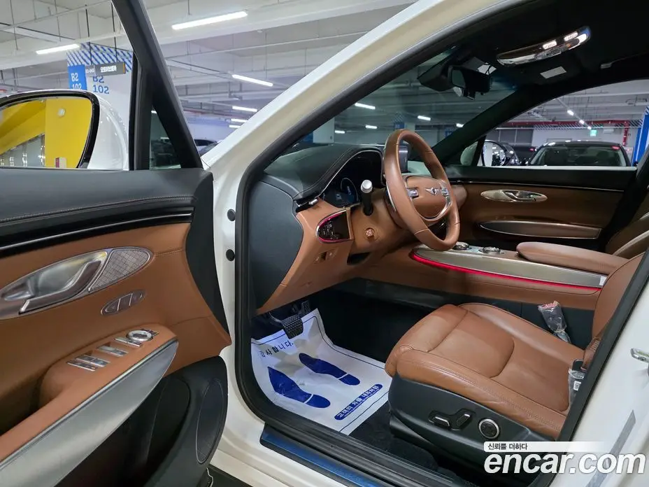Genesis GV70 2022 2.5 автомат (гидро), фото 14 Genesis GV70 2022 2.5 автомат (гидро), фото 14