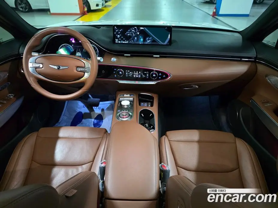 Genesis GV70 2022 2.5 автомат (гидро), фото 15 Genesis GV70 2022 2.5 автомат (гидро), фото 15