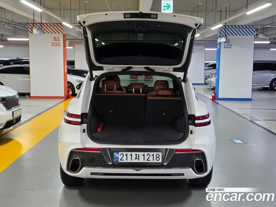 Genesis GV70 2022 2.5 автомат (гидро), фото 18 Genesis GV70 2022 2.5 автомат (гидро), фото 18