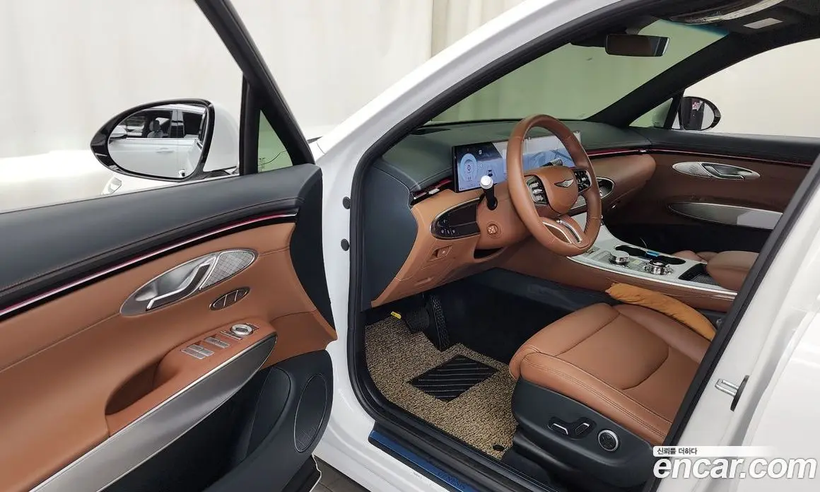 Genesis GV70 2024 2.5 автомат (гидро), фото 13