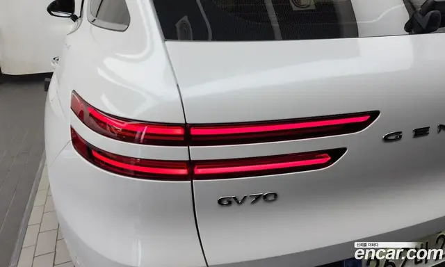 Genesis GV70 2024 2.5 автомат (гидро), миниатюра 9