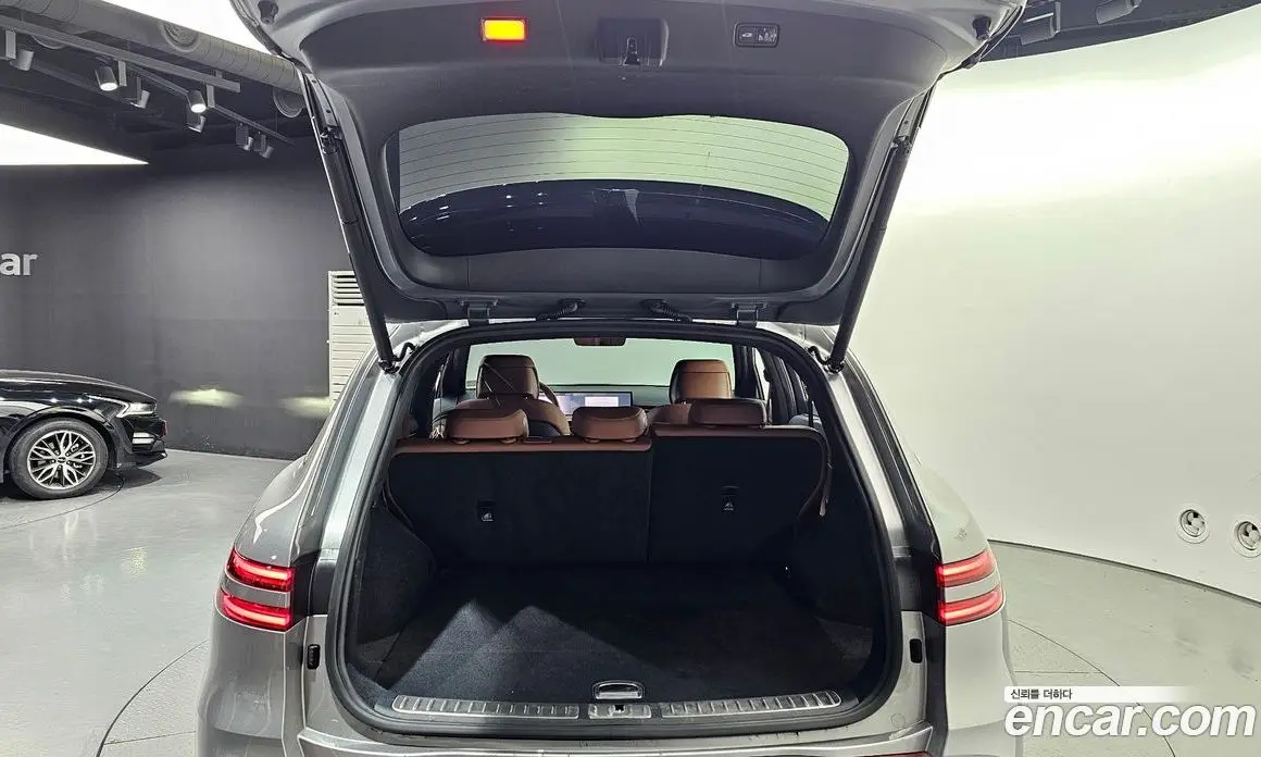 Genesis GV70 2024 2.5 автомат (гидро), фото 25 Genesis GV70 2024 2.5 автомат (гидро), фото 25