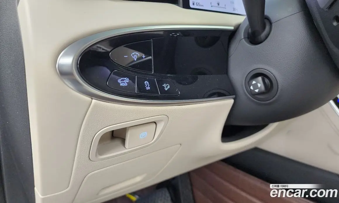 Genesis GV70 2024 2.5 автомат (гидро), фото 22 Genesis GV70 2024 2.5 автомат (гидро), фото 22