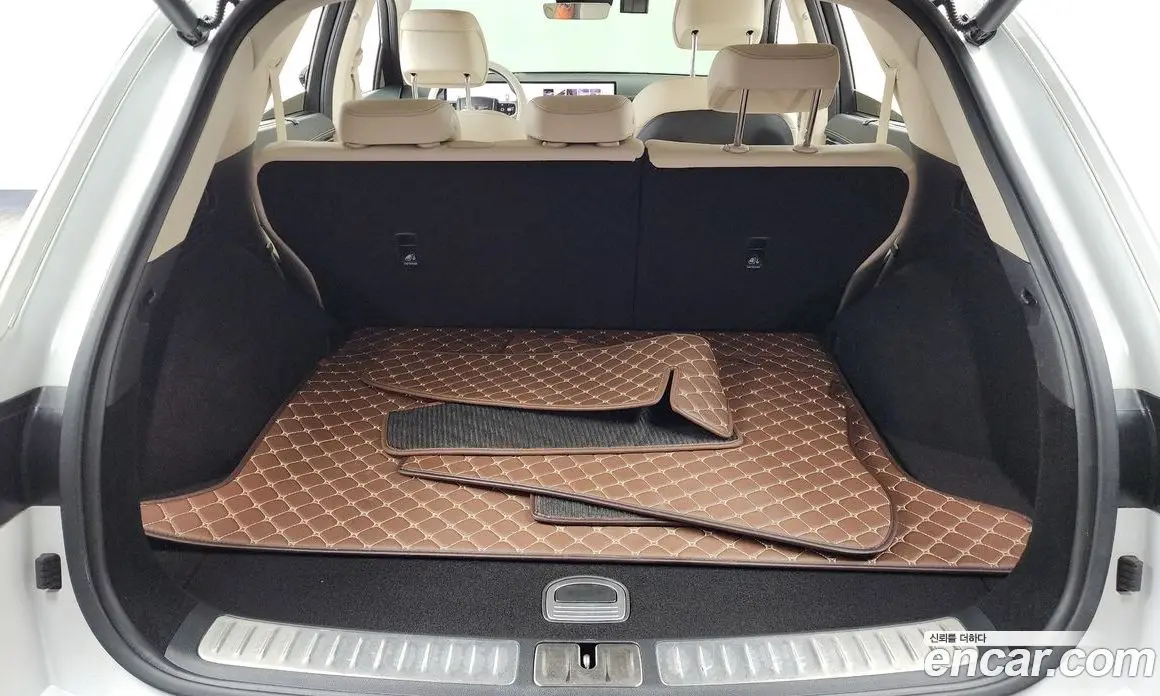 Genesis GV70 2024 2.5 автомат (гидро), фото 26 Genesis GV70 2024 2.5 автомат (гидро), фото 26