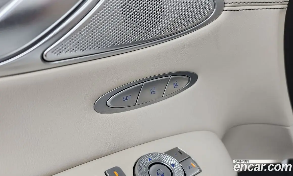 Genesis GV70 2024 2.5 автомат (гидро), фото 29 Genesis GV70 2024 2.5 автомат (гидро), фото 29