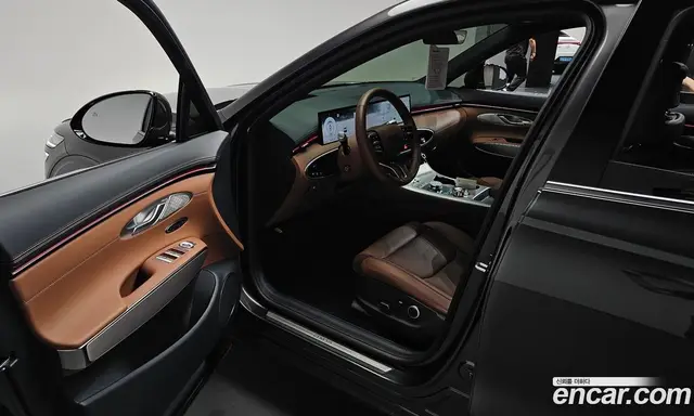 Genesis GV70 2026 2.5 автомат (гидро), миниатюра 12