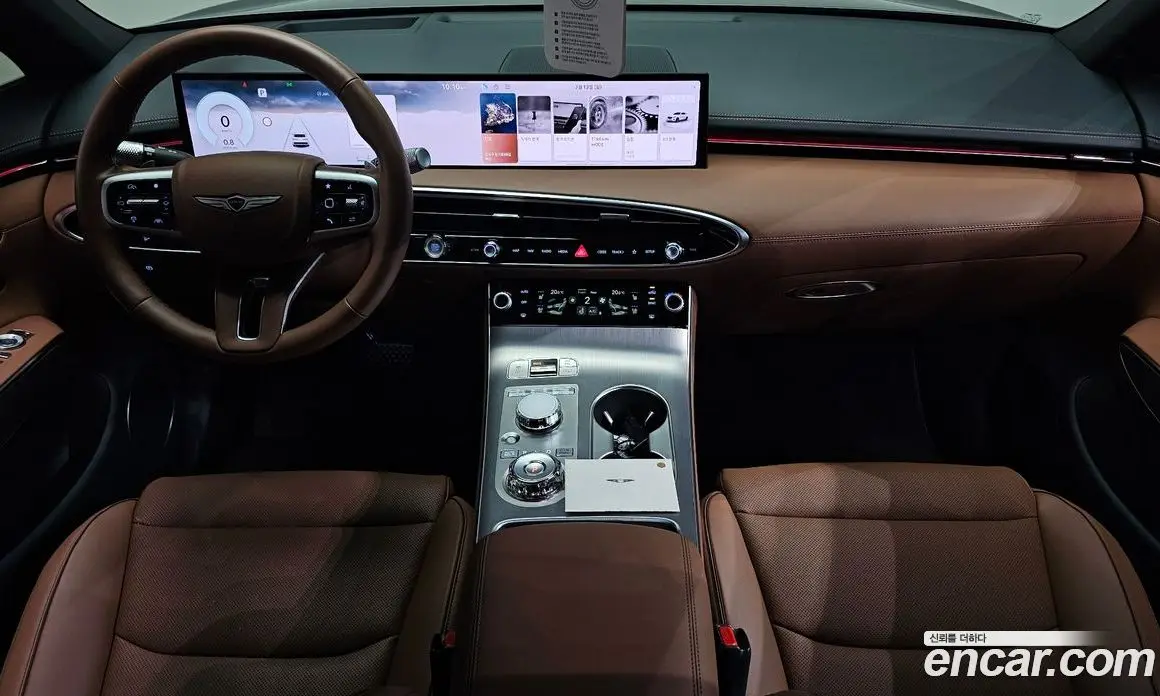 Genesis GV70 2026 2.5 автомат (гидро), фото 9 Genesis GV70 2026 2.5 автомат (гидро), фото 9