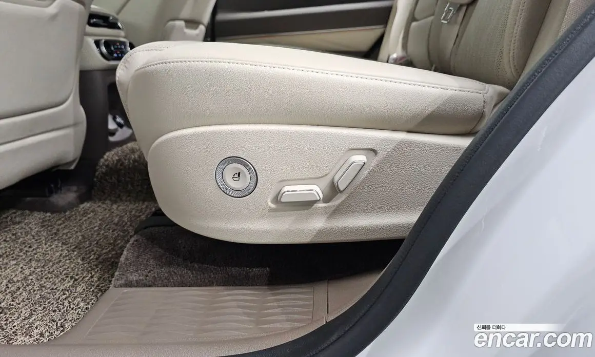 Genesis GV80 2022 2.5 автомат (гидро), фото 29 Genesis GV80 2022 2.5 автомат (гидро), фото 29