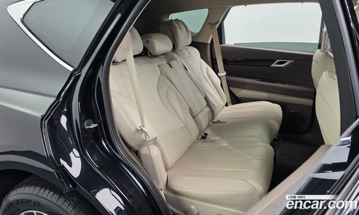 Genesis GV80 2023 2.5 автомат (гидро), фото 17 Genesis GV80 2023 2.5 автомат (гидро), фото 17