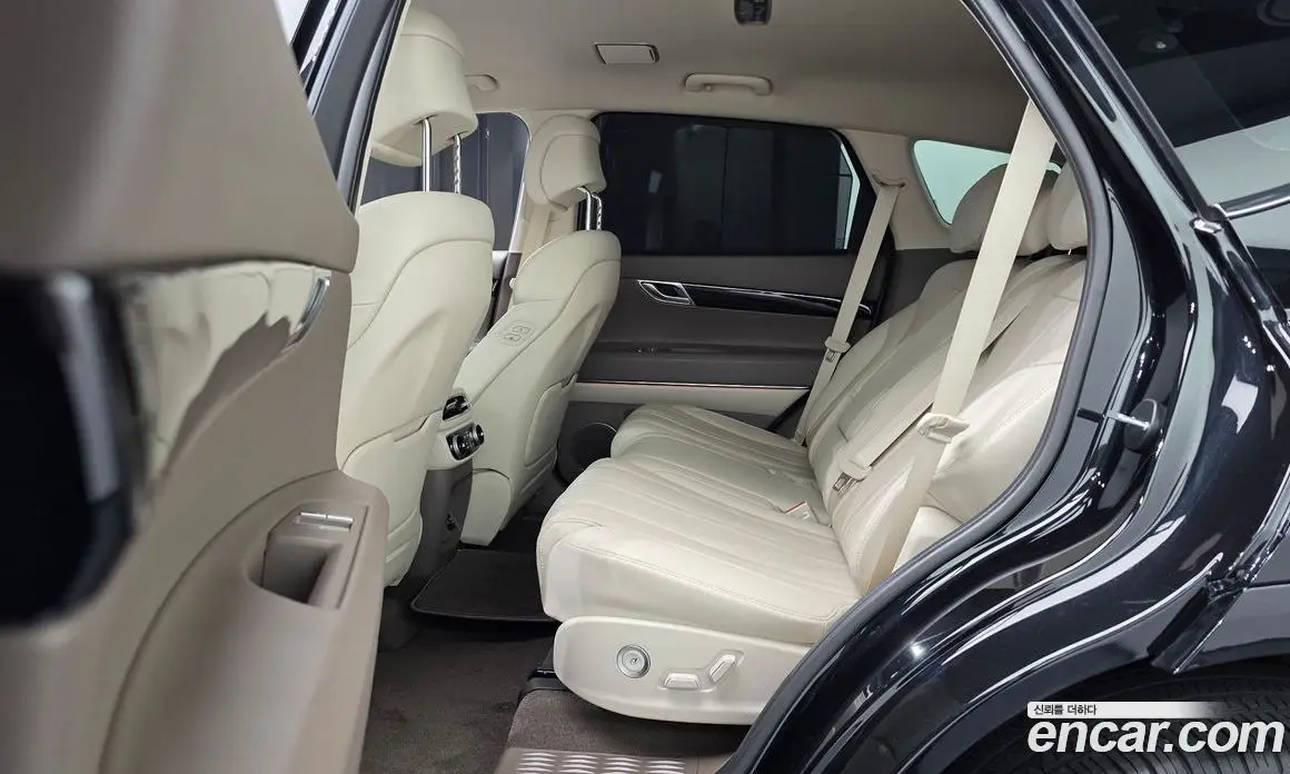 Genesis GV80 2023 2.5 автомат (гидро), фото 18 Genesis GV80 2023 2.5 автомат (гидро), фото 18