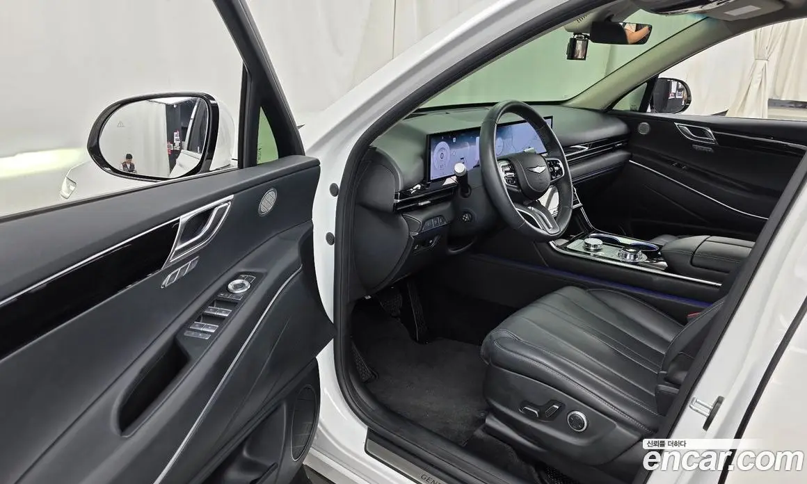 Genesis GV80 2024 2.5 автомат (гидро), фото 13 Genesis GV80 2024 2.5 автомат (гидро), фото 13