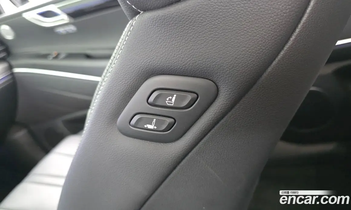 Genesis GV80 2024 2.5 автомат (гидро), фото 28 Genesis GV80 2024 2.5 автомат (гидро), фото 28