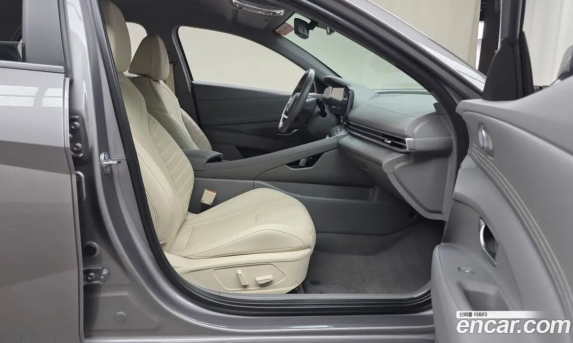 Hyundai Avante 2023 1.6 автомат (гидро), фото 16 Hyundai Avante 2023 1.6 автомат (гидро), фото 16