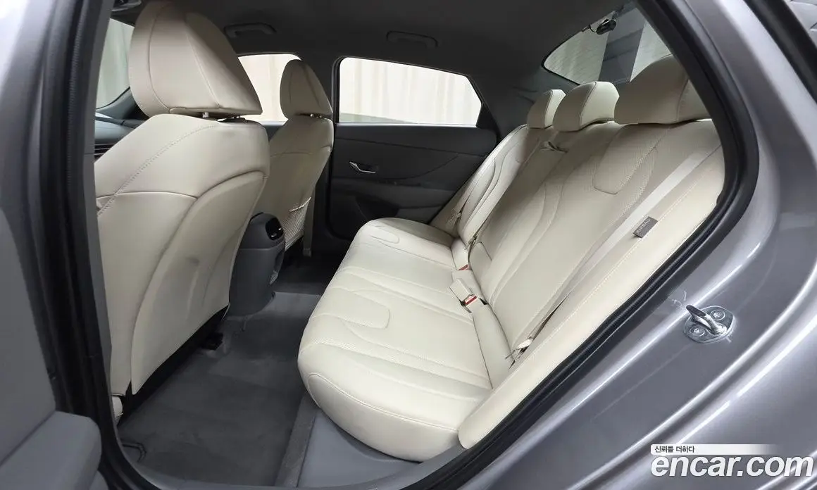 Hyundai Avante 2023 1.6 автомат (гидро), фото 18 Hyundai Avante 2023 1.6 автомат (гидро), фото 18