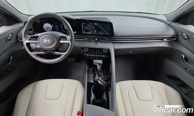 Hyundai Avante 2023 1.6 автомат (гидро), миниатюра 10 Hyundai Avante 2023 1.6 автомат (гидро), миниатюра 10